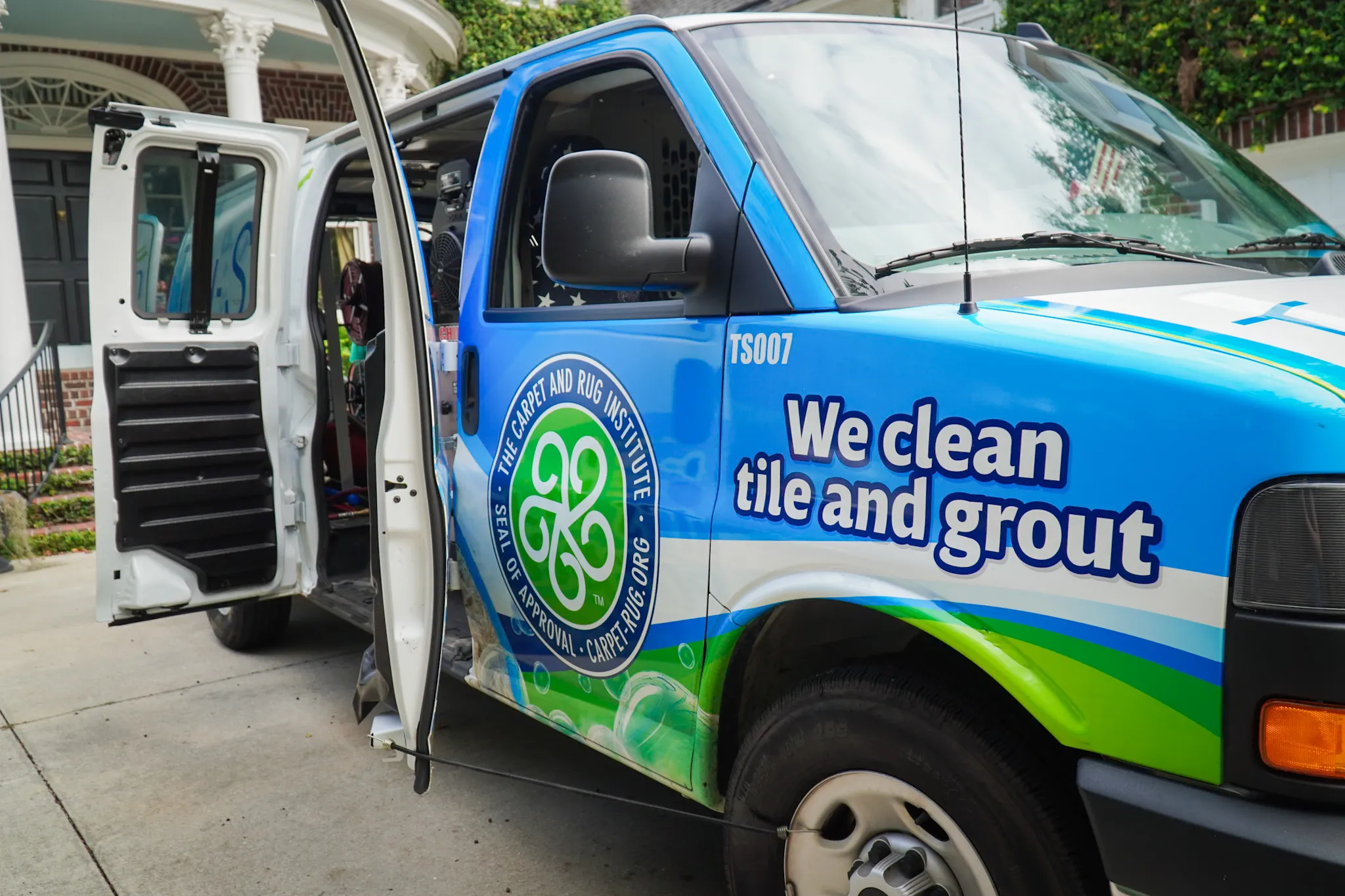 Professional tile and grout cleaning results